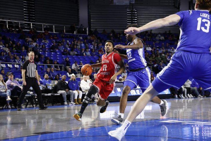 Unseld leads Tops to 65 - 60 road win against MTSU | Bowling Green Daily News